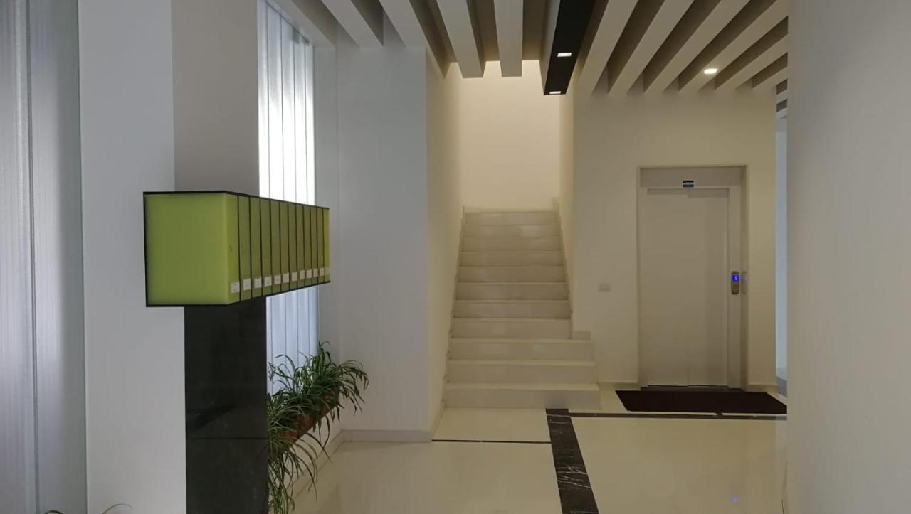 Central Modern Apartment Bari Kültér fotó