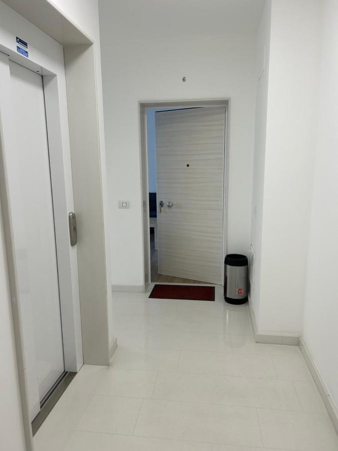 Central Modern Apartment Bari Kültér fotó